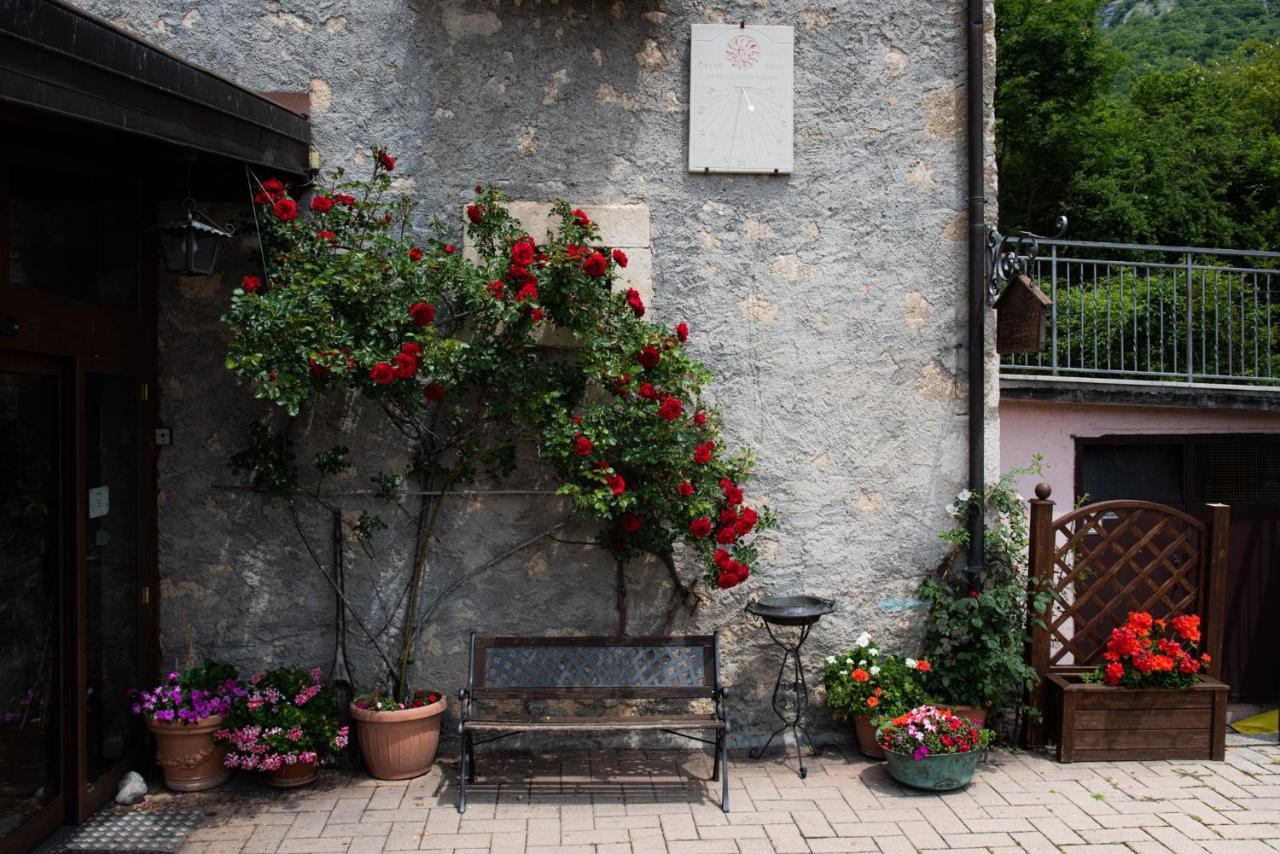 La Poiana Hotel Barrea Bagian luar foto