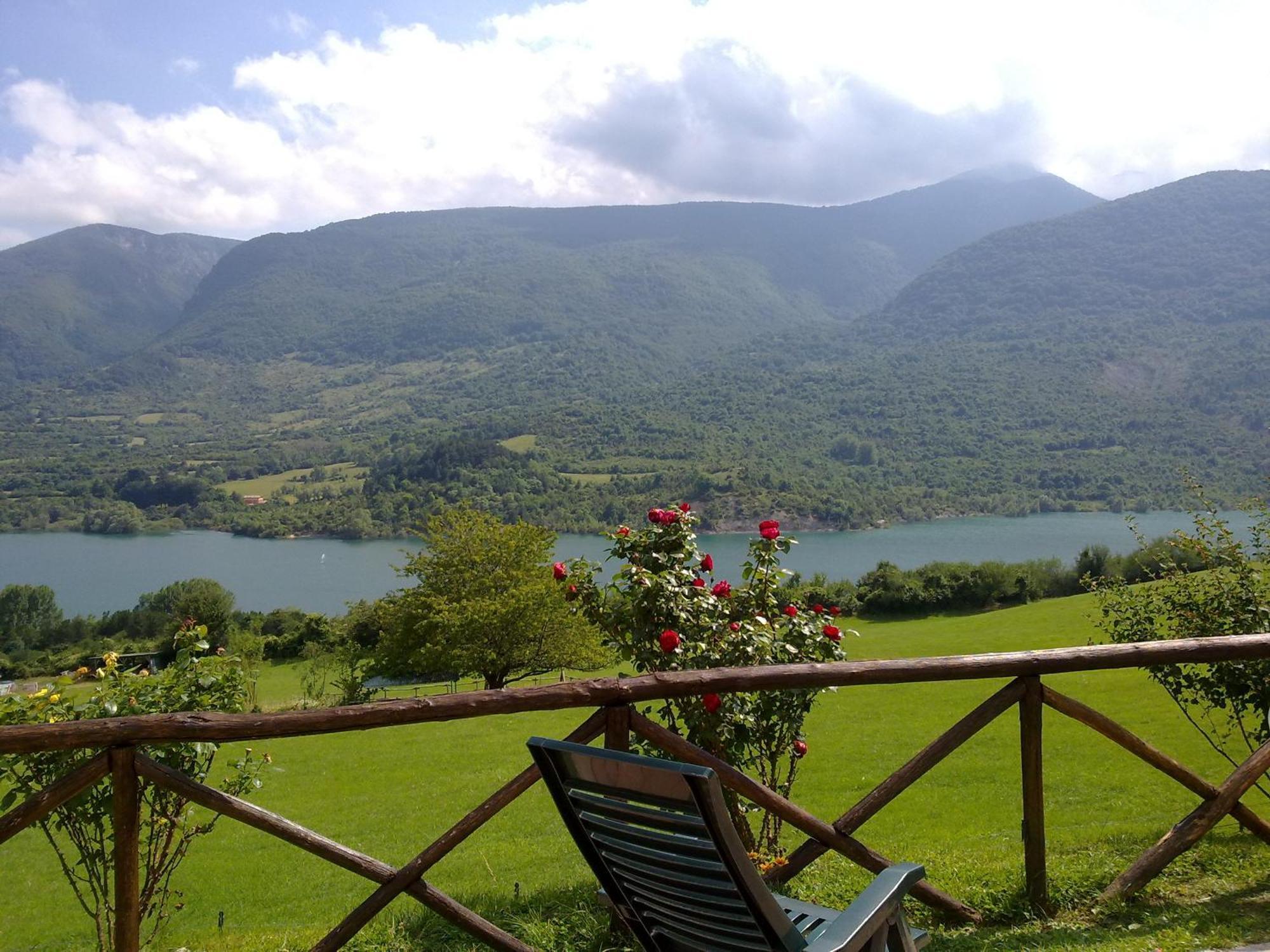 La Poiana Hotel Barrea Bagian luar foto